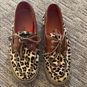 Sperry Topsider cheetah loafers. Genuine leather ponyhair. So cute and comfy!